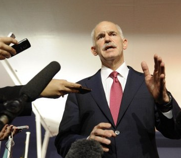 Papandreu expulsó a 23 diputados de su partido