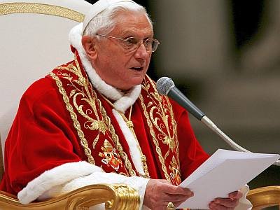 Benedicto XVI dejará de ser papa el 28 de febrero