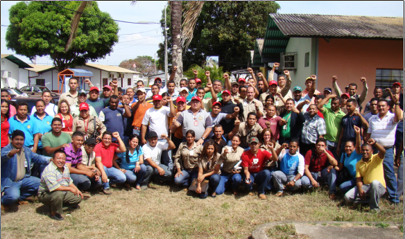 La comunidad y los trabajadores realizaron acto en apoyo a la gestión de CVG Bauxilum