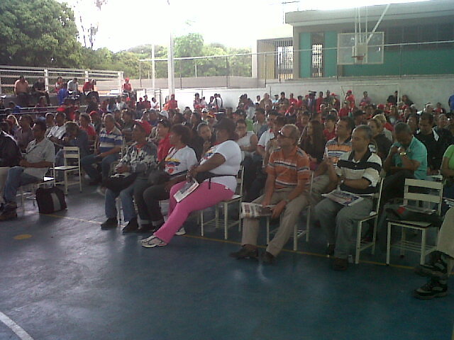 Asamblea de organizaciones populares de Caracas para impulsar el GPP (vista parcial)