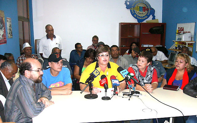 Dirigentes de la Unión Nacional de Trabajadores (UNETE), del Movimiento de Control Obrero, de la Plataforma de los Consejos Socialistas de Trabajadores y Trabajadoras de la Gran Caracas (CSTTGC), del Movimiento Nacional de Delegados de Prevención, de la Corriente Clasista de Trabajadores Cruz Villegas