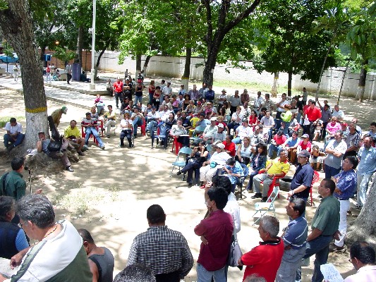 Asamblea Popular Revolucionaria, intercomunal, en El Valle - Coche, posterior al 13 de Abril