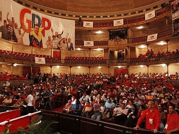 Instalan Consejo Patriótico de partidos políticos en el Teresa Carreño