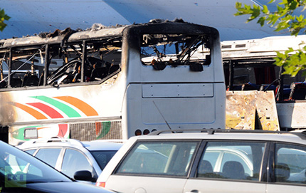 Varios turistas israelíes mueren en la explosión de un autobús en Bulgaria