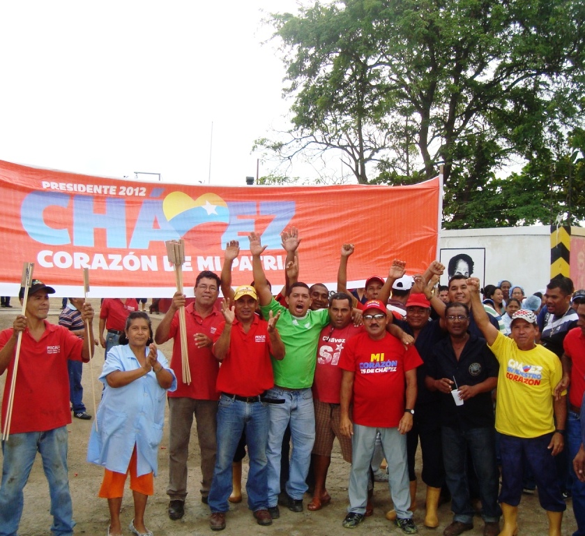 Trabajadores de "La Gaviota" apoyan la reeleccion del Comandante Chávez