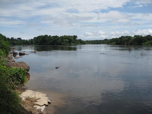 Algunas de las islas del río Xingú que se perdería con la construcción de la represa