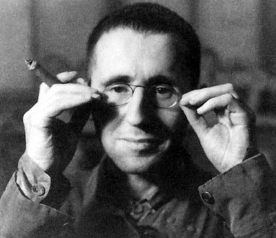 La narrativa proletaria de Bertolt Brecht sigue vigente más que nunca.