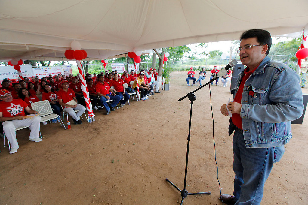 Trabajadores de PDVSA Gas Comunal resteados con Chávez