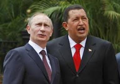 Chávez y Putin intercambian regalos vivos