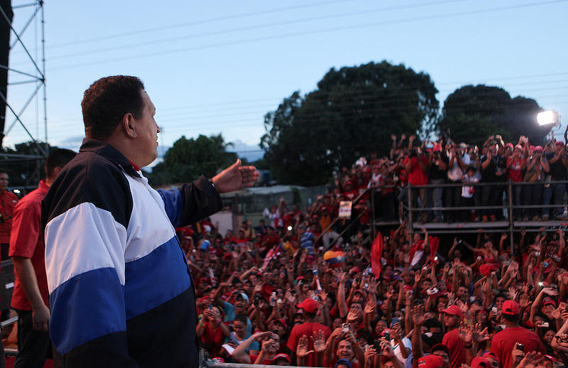 Chávez recibido con alegría en San Carlos, estado Cojedes