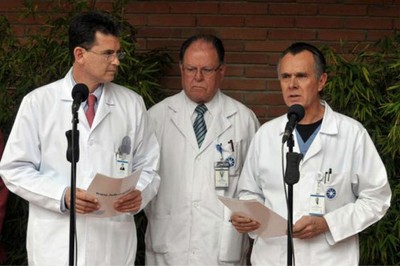 Médicos ofrecen el parte sobre la operación del Presidente Santos