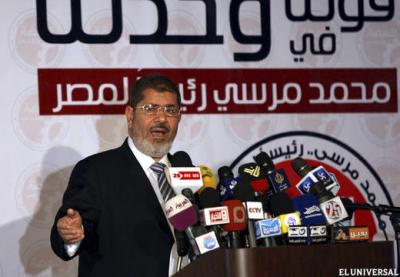 El presidente de Egipto, Mohamed Mursi: "No aceptamos que el pueblo de Palestina esté bajo sitio"