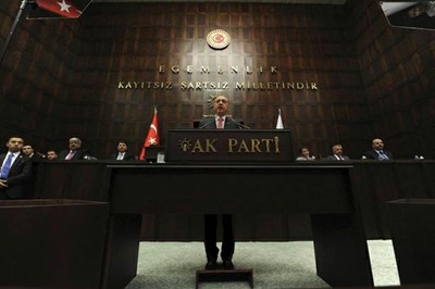 Primer Ministro turco plantea enviar tropas militares a suelo sirio