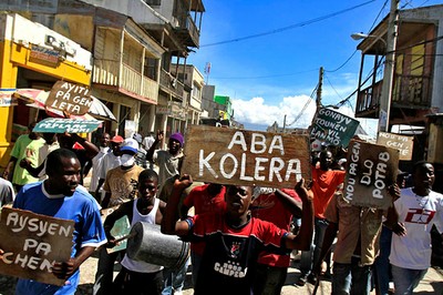 "Ahora sabemos que la cepa de cólera en Haití es una copia exacta de la cepa de cólera en Nepal" dice el informe