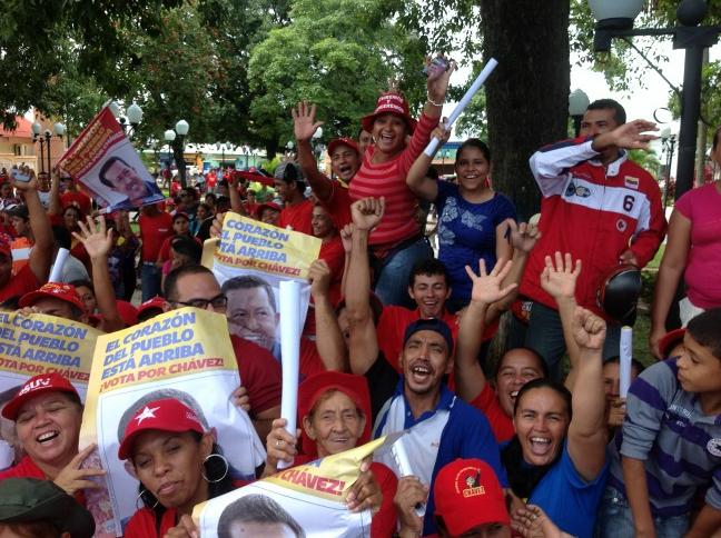 Multitud con Chávez en Sabaneta de Barinas