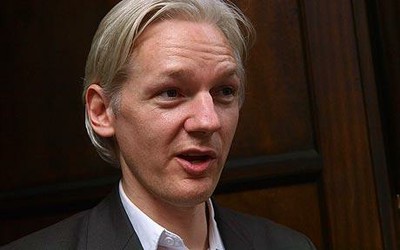El fundador de WikiLeaks padece de una afección pulmonar que podría agravarse con el tiempo.