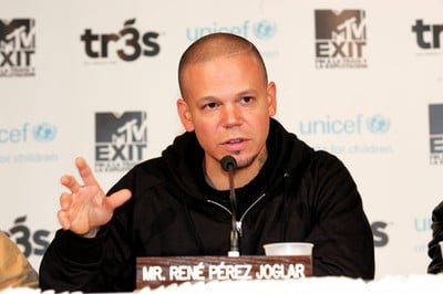 Calle 13 presentó, junto a Unicef, video clip de la canción "La Bala".