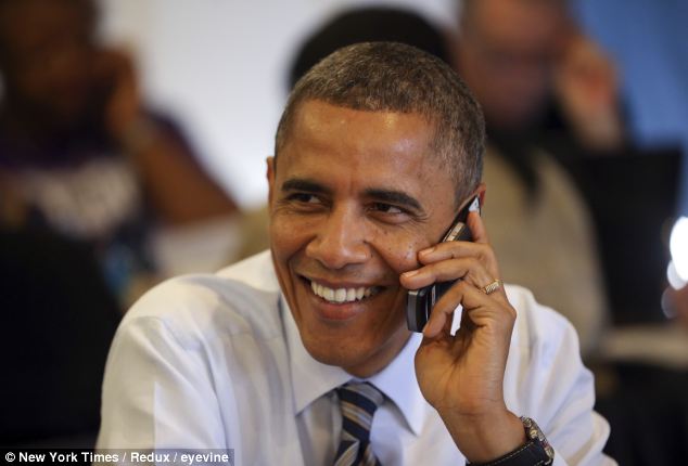 Obama llama por teléfono a su "nuevo mejor amigo" Bill Clinton