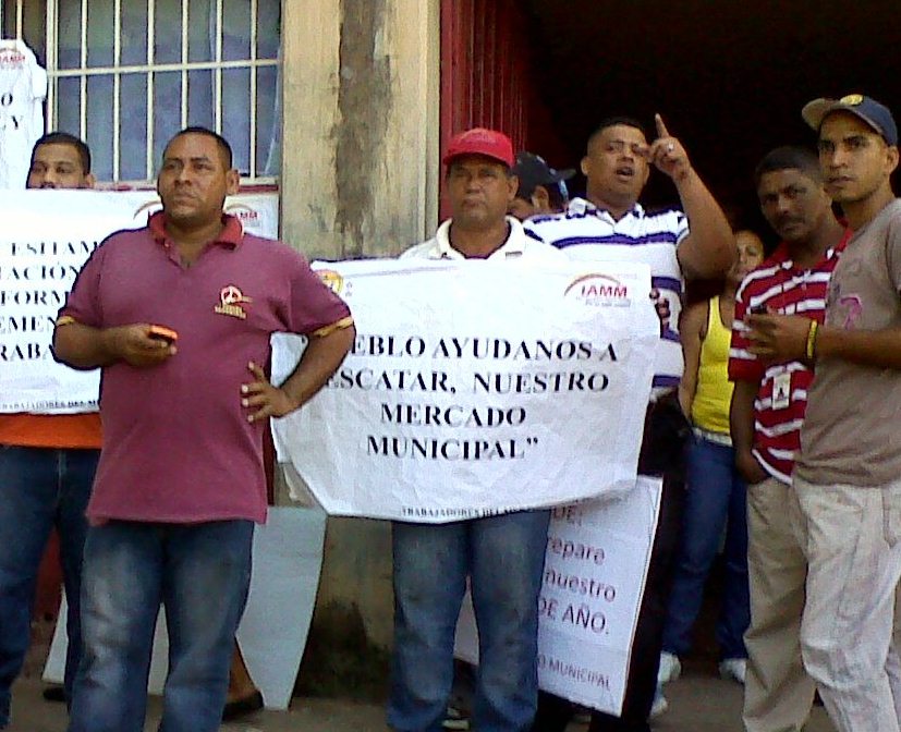 Trabajadores del Mercado Municipal de Cumaná protestaron