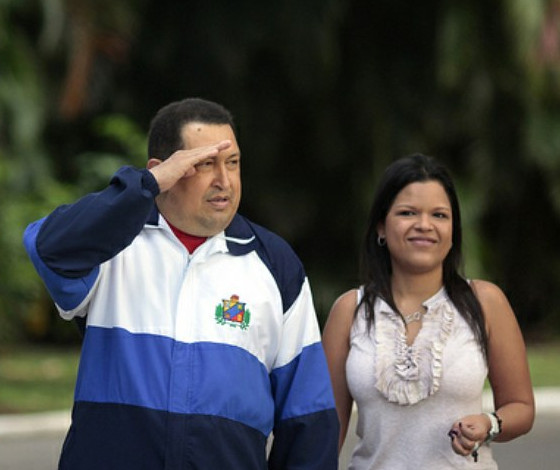 María Gabriela junto al Comandante Chávez, su padre