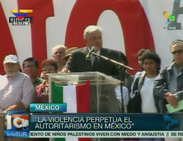 El líder del Movimiento Regeneración Nacional (Morena), Manuel López Obrador