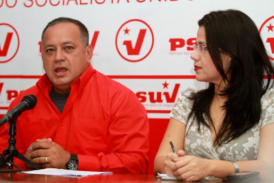 Diosdado Cabello y Blanca Eekhout de la dirección nacional del PSUV