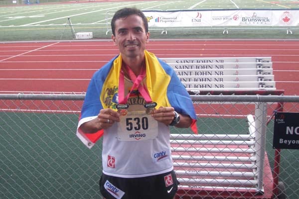 José Gregorio Yanes logró medalla de oro en los 3 mil metros con obstáculos