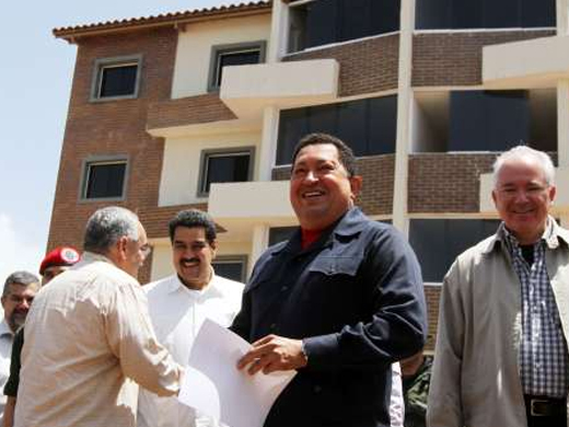 Presidente Chávez insta a impulsar proyectos de sustitución de ranchos por casas dignas