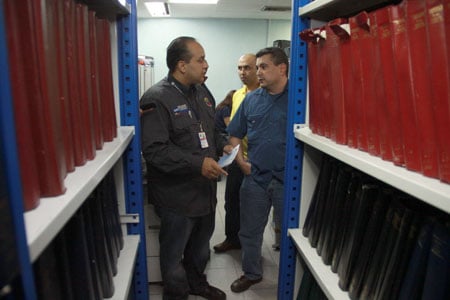 Director general del Servicio Autónomo de Registros y Notarías (Saren), Leoncio Guerra