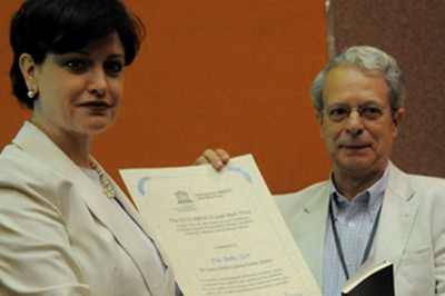 Frei Betto recibió Unesco- José Marti 2013.