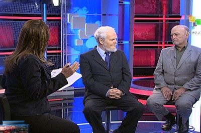 Las declaraciones de Luis Bilbao y Luis Britto García  se produjeron durante el programa especial de teleSUR, "Venezuela: Chávez es un pueblo".