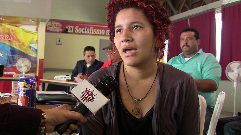 Elizabeth Osorio de Barrio TV, Escuela La Pastora, en la discusión de la propuesta de la nueva ley de Comunicación Popular