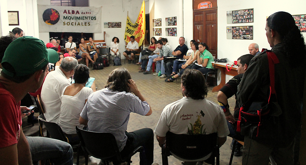 Movimientos populares deciden acciones solidarias con Venezuela