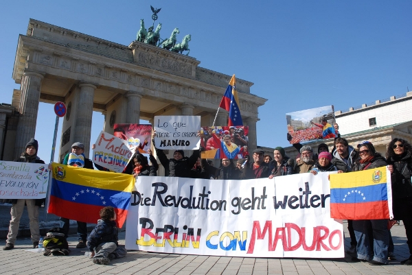 Juran apoyo y lealtad a la Revolución Bolivariana en Alemania