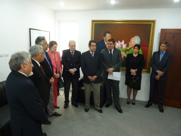Embajadores latinoamericanos en Vietnam expresaron sus condolencias por el fallecimiento del Presidente Chávez