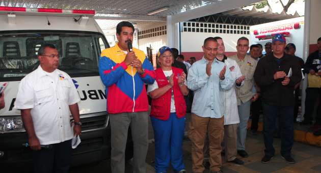 El vicepresidente Nicolás Maduro con los ministros Reverol, Sader y Villegas