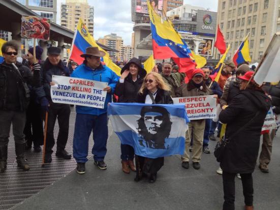 Apoyo a Nicolas Maduro en Dundas Square, Toronto