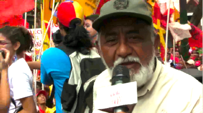 Braulio Álvarez diputado a la Asamblea Nacional en la Marcha Nacional del Chavismo Popular