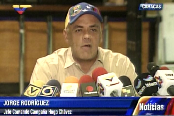 Jorge Rodríguez le dio una revolcada de considerable magnitud a Capriles