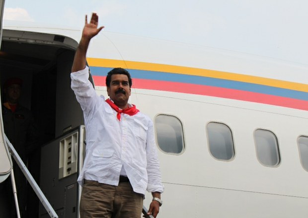Nicolás Maduro arriba al Estado Falcón