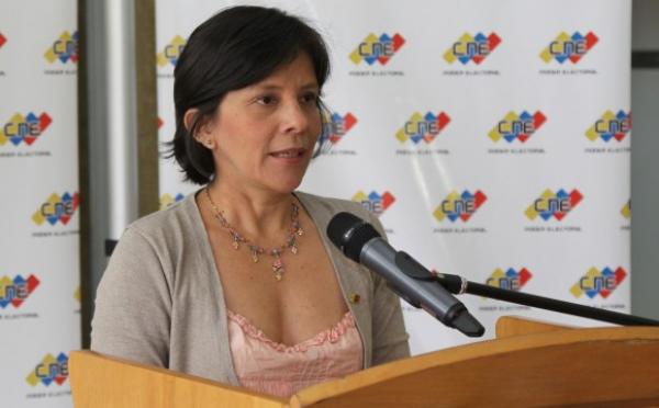 La vicepresidenta del Consejo Nacional Electoral (CNE) sandra Oblitas