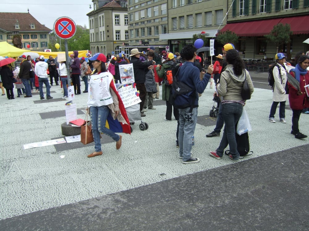 Protesta escualida en Suiza