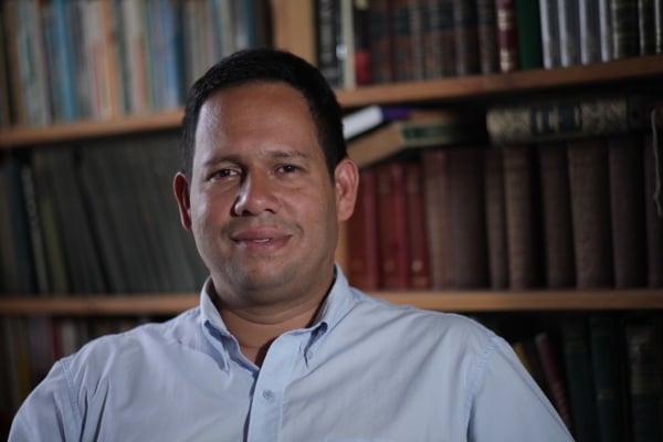 Politólogo Miguel Jaimes,  columnista de Aporrea.org y en medios nacionales e internacionales, profesor ULA y experto petrolero.
