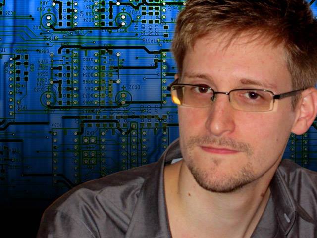 Edwar Snowden viajará a Ecuador para su asilo