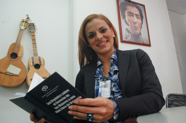 Mayerlith Suárez, Directora de Defensa de la Mujer del MP