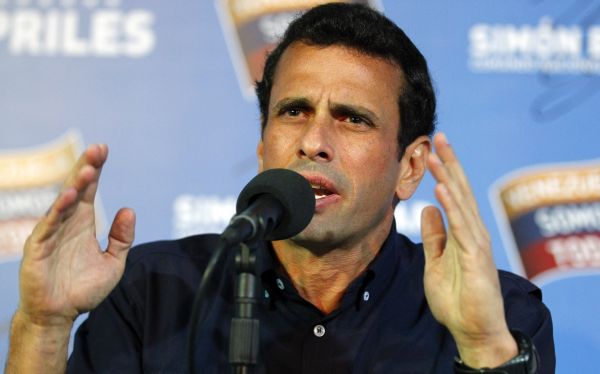 Henrique Capriles acude al engaño para generar protestas