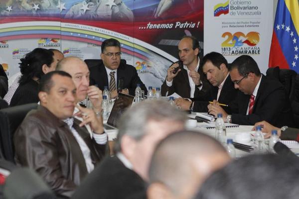 El Canciller Elías Jaua en reunión con ministros del Gabinete Ejecutivo y representantes del sector privado nacional, en el lanzamiento de la Misión Mercosur.