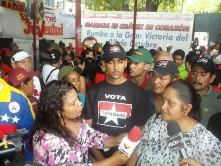 La compañera Teresa Villegas, entrevistada, junto a Gregorio parra, de los Tupamaros, también en la lucha de los trabajadores de Industrias Diana