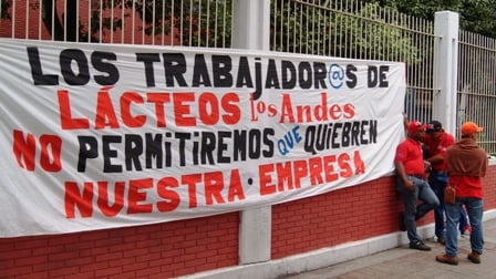 Trabajadores de Lácteos Los Andes han denunciado irregularidades en la empresa y algunos han ido presos por protestar.