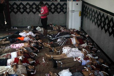 Centenares de personas han muerto durante el desalojo de la Policía y del Ejército contra las acampadas de los seguidores de Mursi